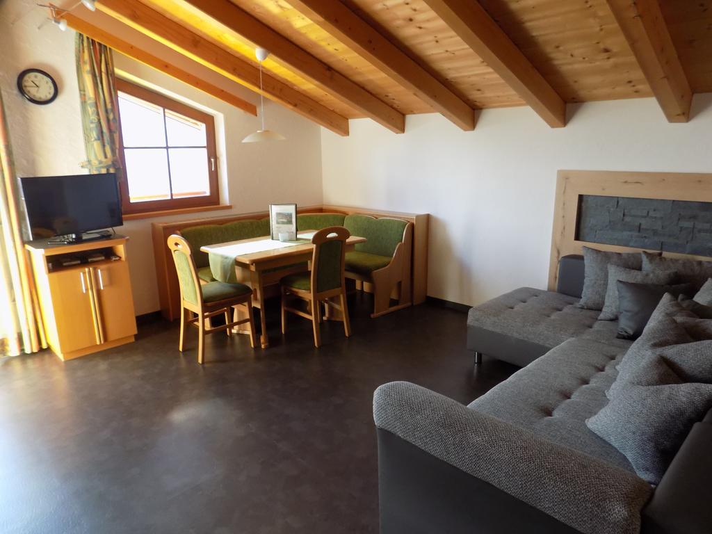 Appartements Obergollerhof Assling Buitenkant foto